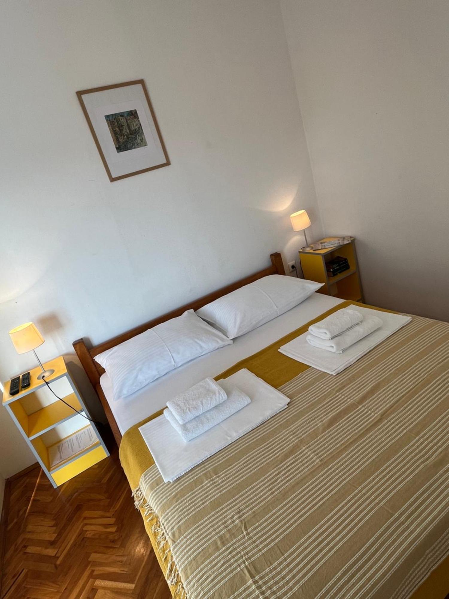 Apartmani Ivan Trogir Exteriör bild
